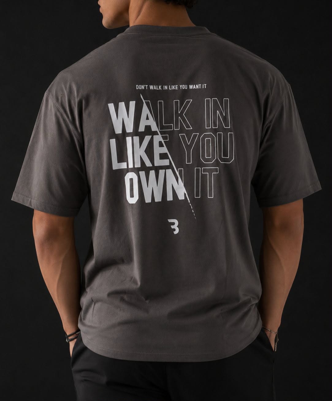 Camisa OWN IT vista alternativa